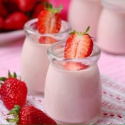 牛奶草莓布丁