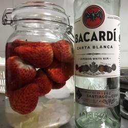 草莓酒冻