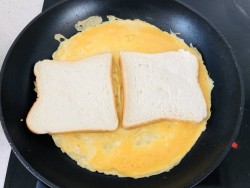 蛋煎三明治