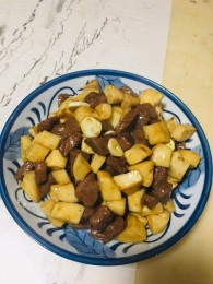 杏鲍菇炒牛肉的做法