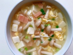 韩式泡菜海鲜豆腐菌菇汤的做法
