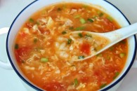 番茄鸡蛋疙瘩汤怎么做好吃 番茄鸡蛋疙瘩汤的做法大全