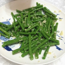 川味蒜蓉豇豆的做法