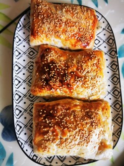 新疆风味羊肉烤包子
