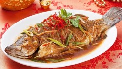 红烧鲈鱼-简单漂亮快手菜怎么做好吃 红烧鲈鱼-简单漂亮快手菜的做法