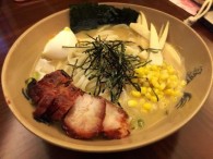 饿了，吃一碗美味健康的日本豚骨拉面的做法