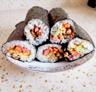 日式简易握寿司饭团怎么做好吃 日式简易握寿司饭团的做法