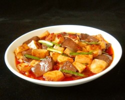菠菜鸭血豆腐汤