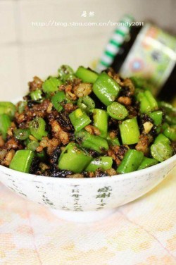 榄菜肉末四季豆(1)