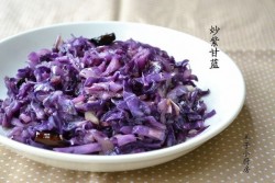 虾皮炒紫甘蓝的做法