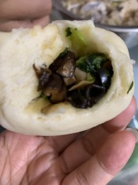 玉米面香菇青菜包子的做法
