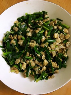 韭菜炒蚬肉(2)
