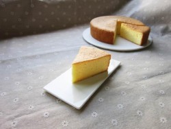 柠檬全蛋海绵蛋糕--美的T3-L381B烤箱试用之一的做法