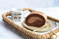 榛子巧克力蛋糕卷怎么做好吃 榛子巧克力蛋糕卷