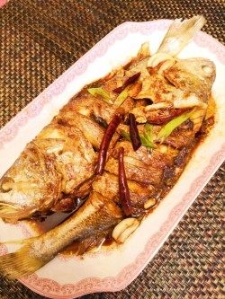【彼得海鲜】家常菜下饭菜之干烧黄花鱼的做法