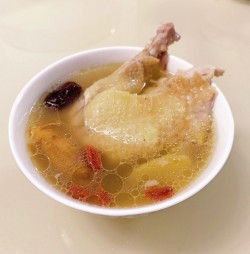 韩国人参鸡汤怎么做好吃 韩国人参鸡汤的做法
