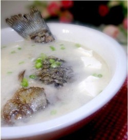 香菇豆腐鲫鱼汤(1)