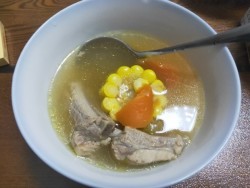 老黄瓜玉米排骨汤