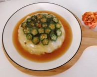 精品菜谱挑战赛黑椒西冷牛排 鸡汁土豆泥 蔬果沙拉的做法